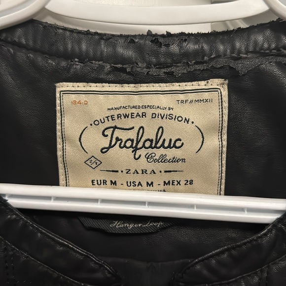 Faux Leather short sleeved jacket - Picture 3 of 4